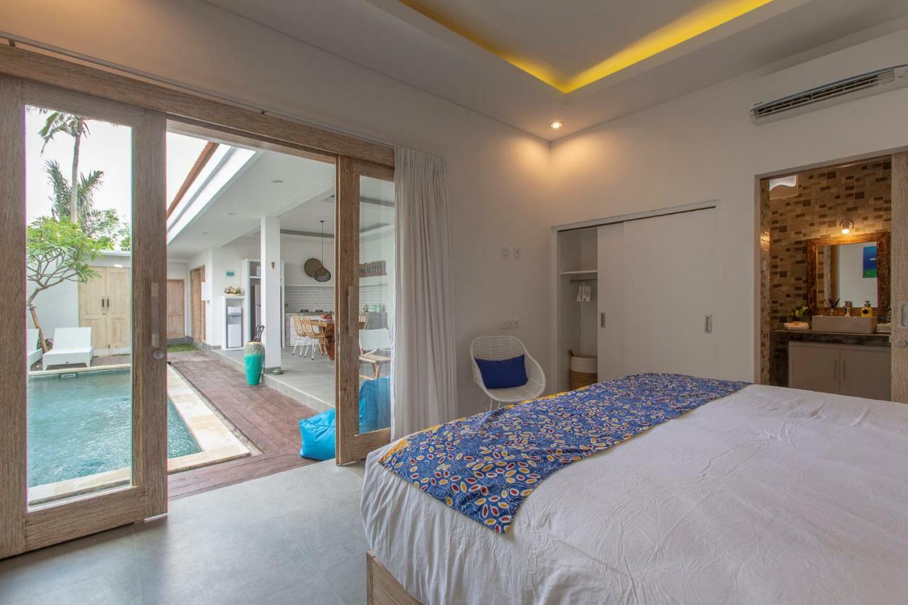 Villa Arif Семиняк Екстериор снимка